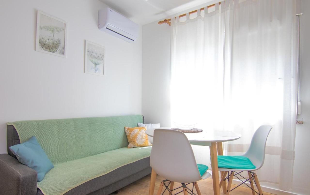 Apartmani Melita Malinska Exterior photo
