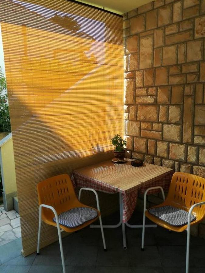 Apartmani Melita Malinska Exterior photo